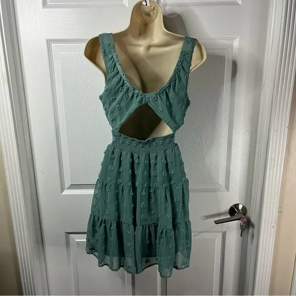 Emerald Sundae Green Sleeveless V-Neck Mini Sundress Size Small - Picture 3 of 11